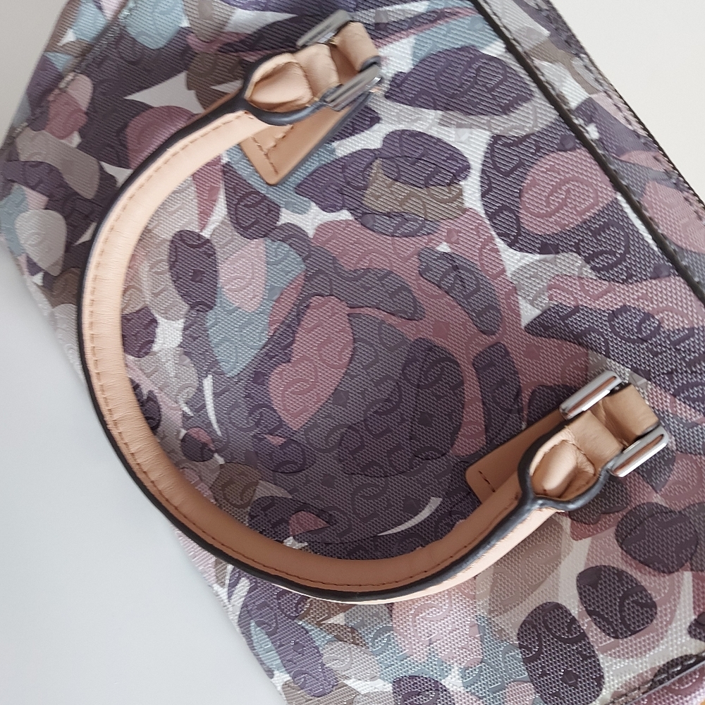 Handbag - Picture 4 of 7